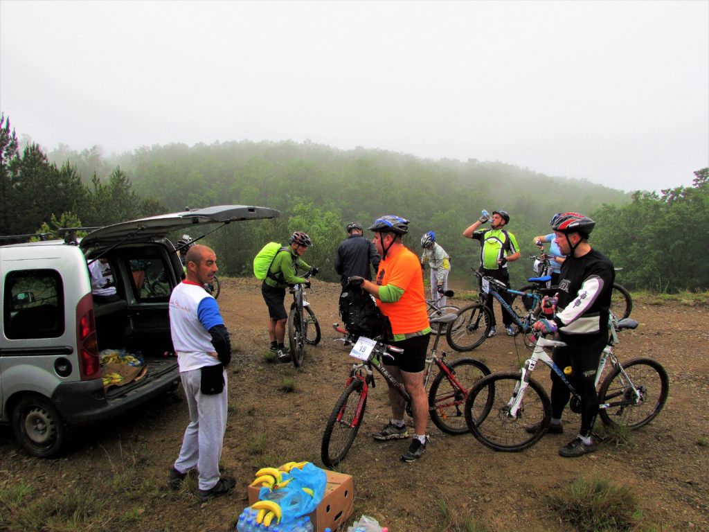 II Mtb kros "U srcu Šumadije" i okrepa pored staze