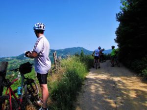 Čiker mtb maraton 2013, na putu prema Ivanjici, I dan maratona