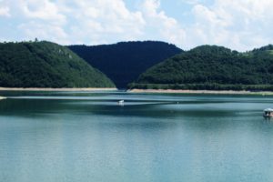 Zlatarsko jezero