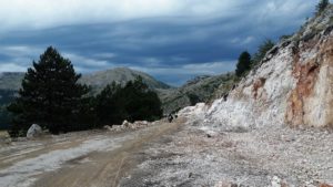 Spust serpentinama prema Njegušima