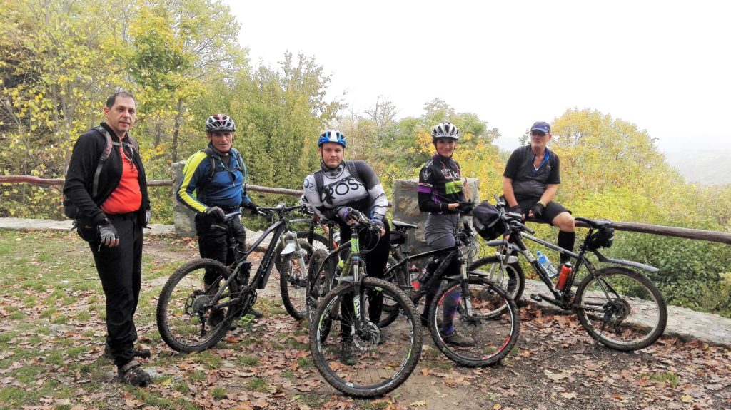 Fribajkerska petorka na Jesenjem fruškogorskom MTB maratonu 2016