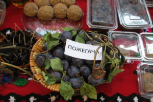 Kraljica voća - šljiva Požegača na Sajmu šljiva u Osečini