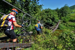 Viseći most preko Kamenice