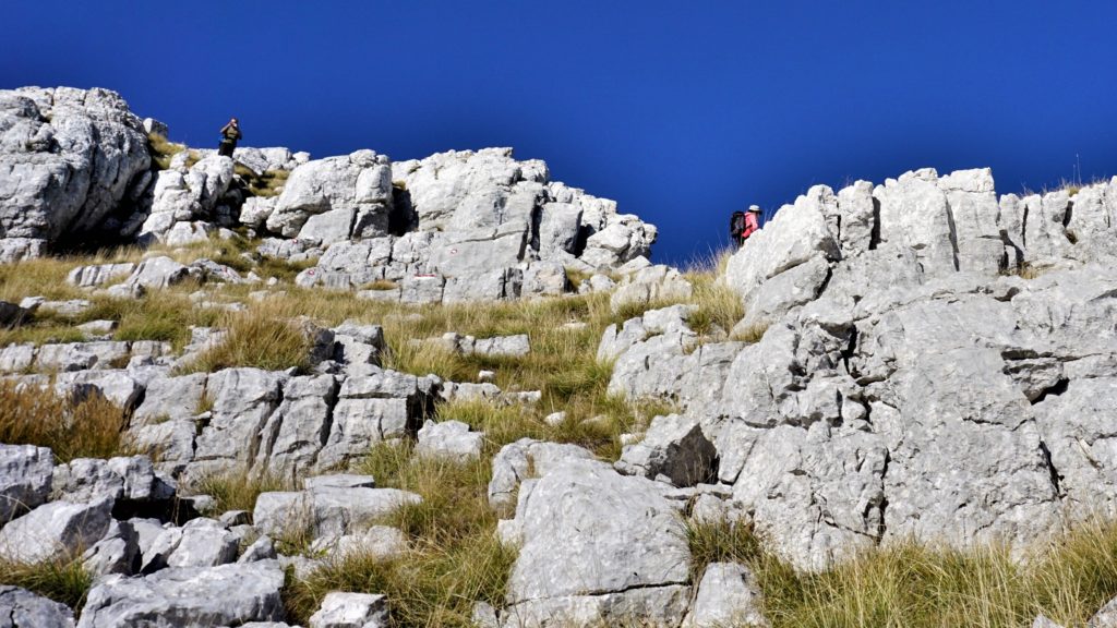 Spust sa Botina, najvišeg vrha Veleži