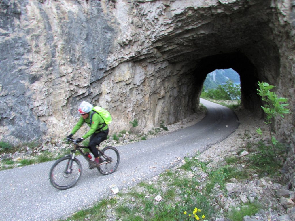 Čiker MTB maraton 2015 - ulazak u Plužine