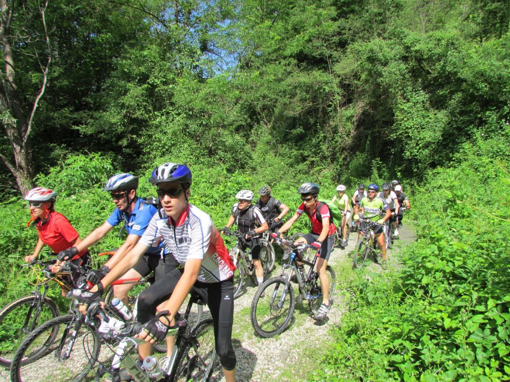 Čiker MTB maraton 2014 , na putu prema Kušićima